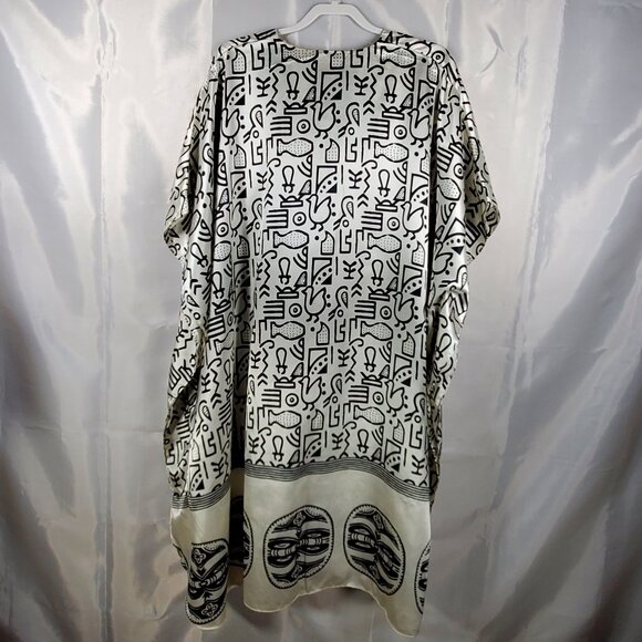 Sante Classics Kaftan Long Pullover White Black Ancient Hieroglyphics OSFM - Picture 2 of 9